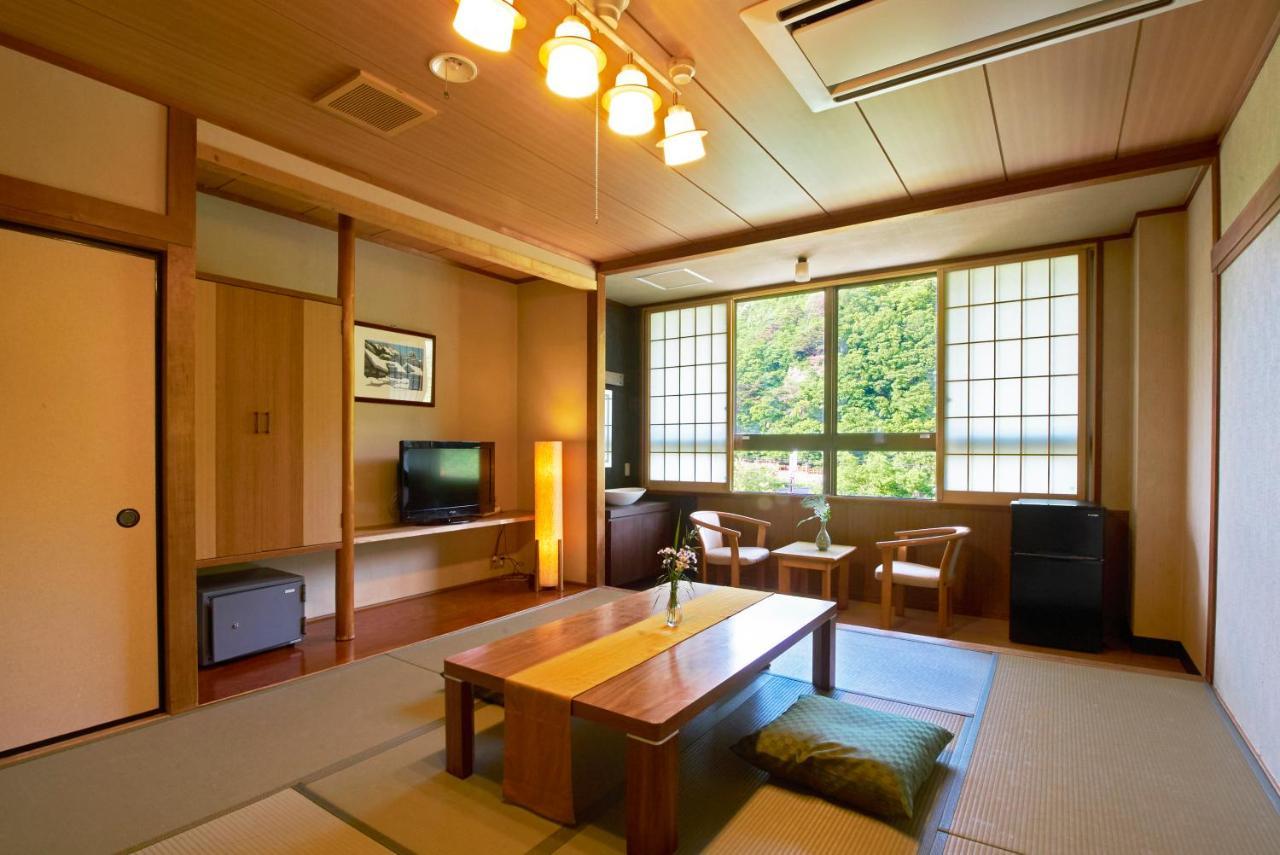 Yutoriro Bandai Atami Hotel Korijama Kültér fotó