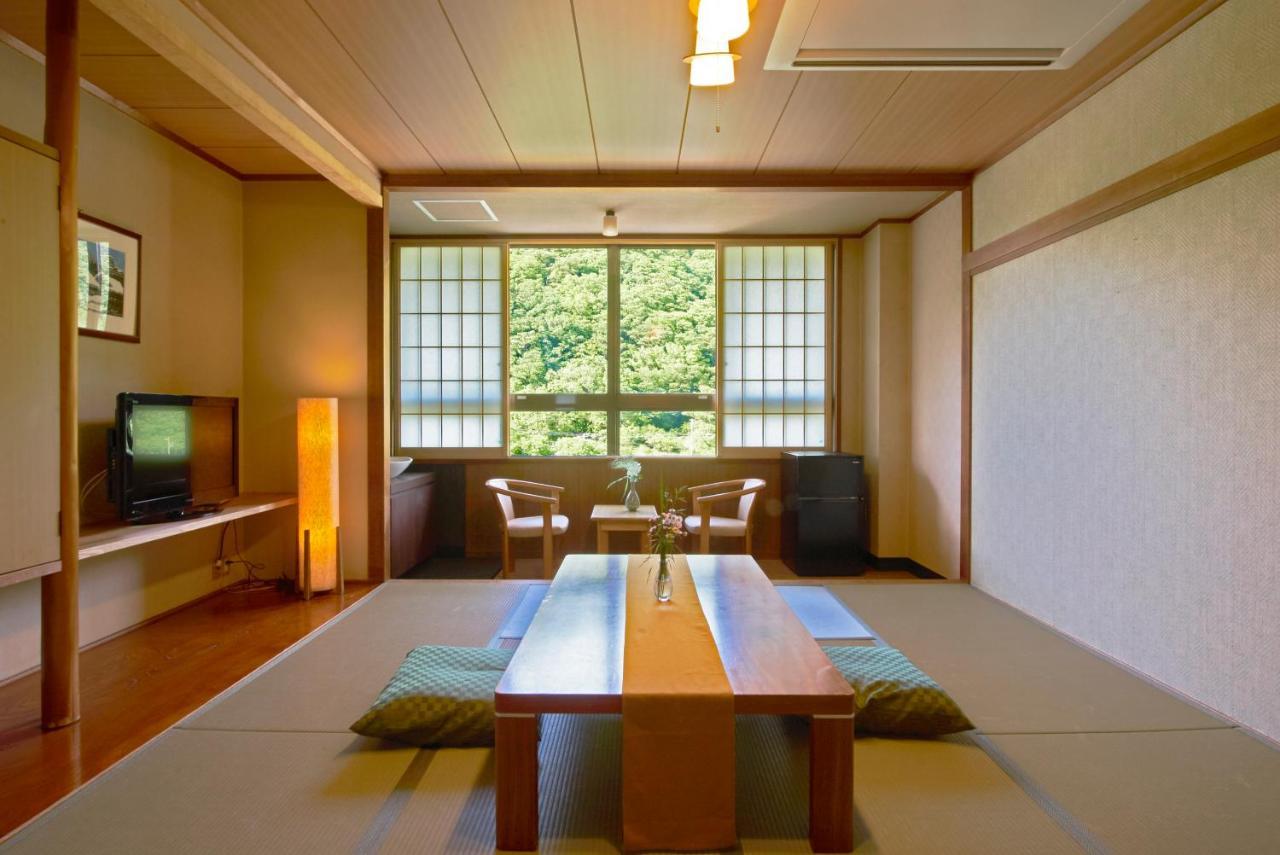 Yutoriro Bandai Atami Hotel Korijama Kültér fotó